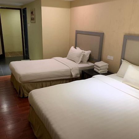 Mcity Inn Miri Eksteriør billede